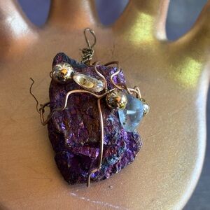 Peacock Ore with copper look  pendant